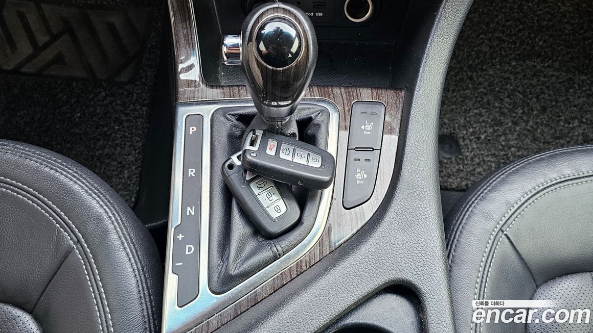 Kia K5 2011