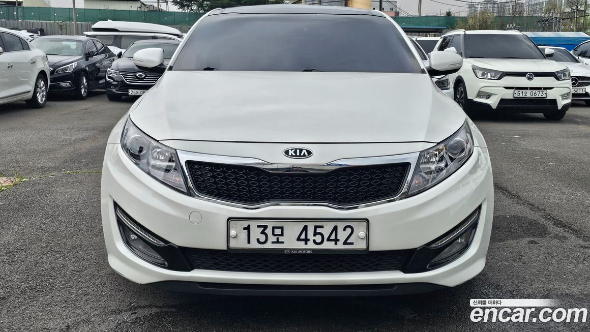 Kia K5 2011