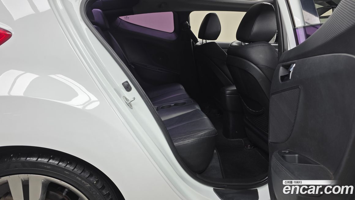 Hyundai Veloster 2013