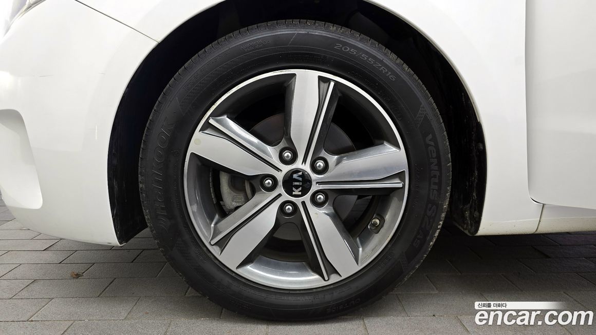 Kia K3 2018