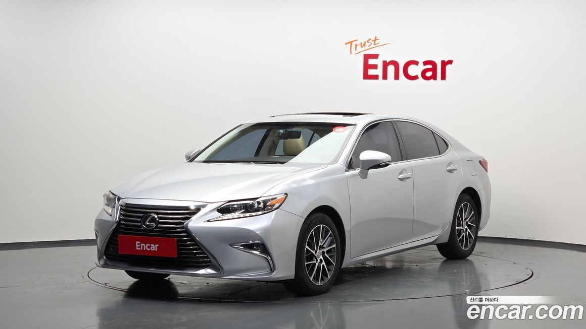 Lexus ES 2017