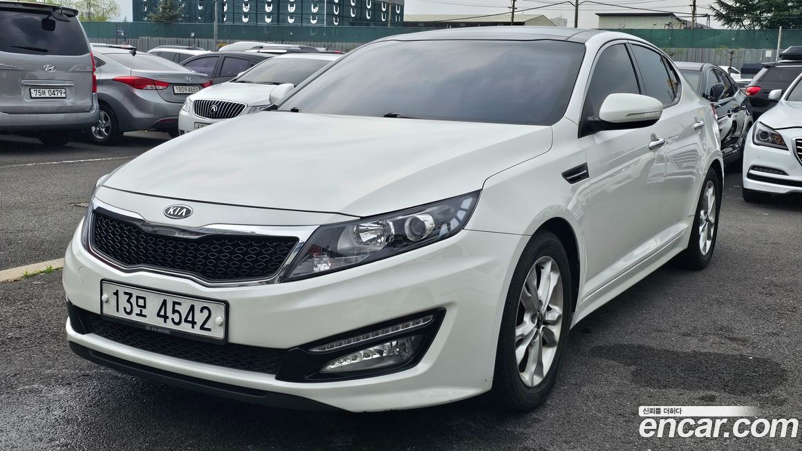 Kia K5 2011