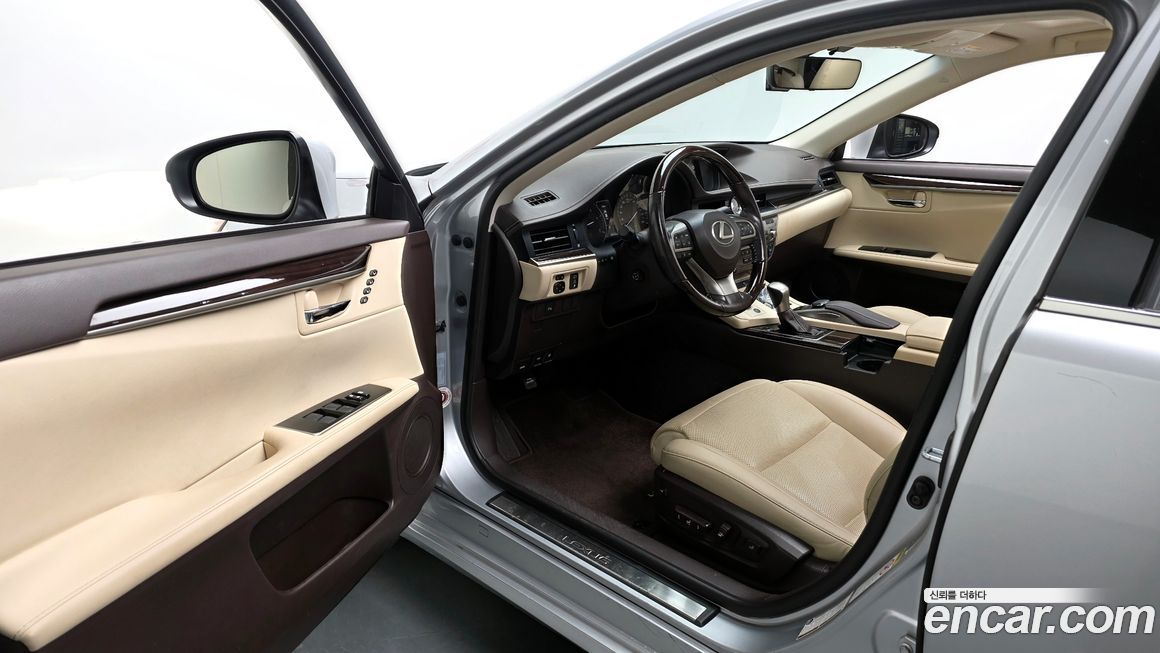 Lexus ES 2017