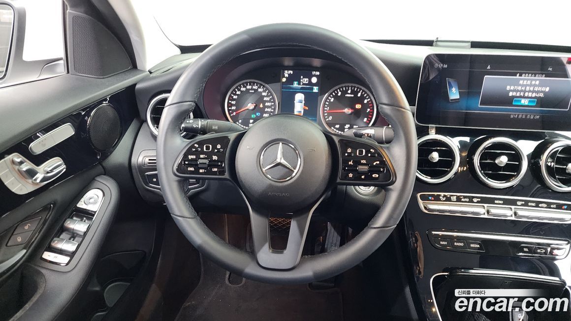 Mercedes-Benz C-Class 2020