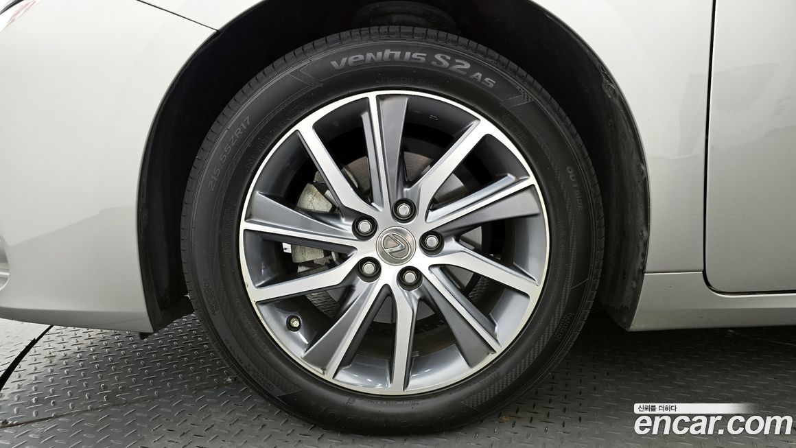 Lexus ES 2017