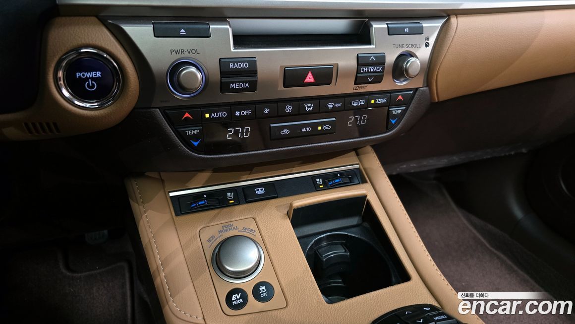 Lexus ES 2017