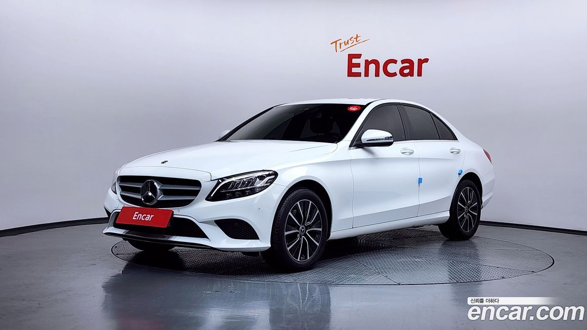 Mercedes-Benz C-Class 2020