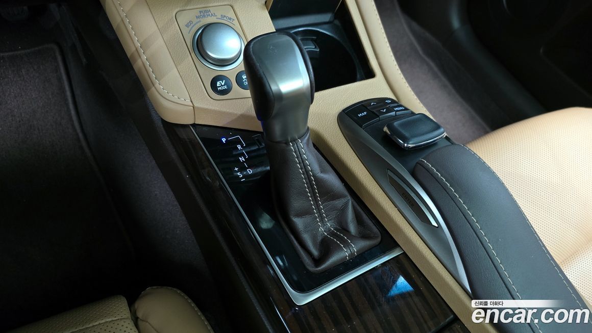 Lexus ES 2017