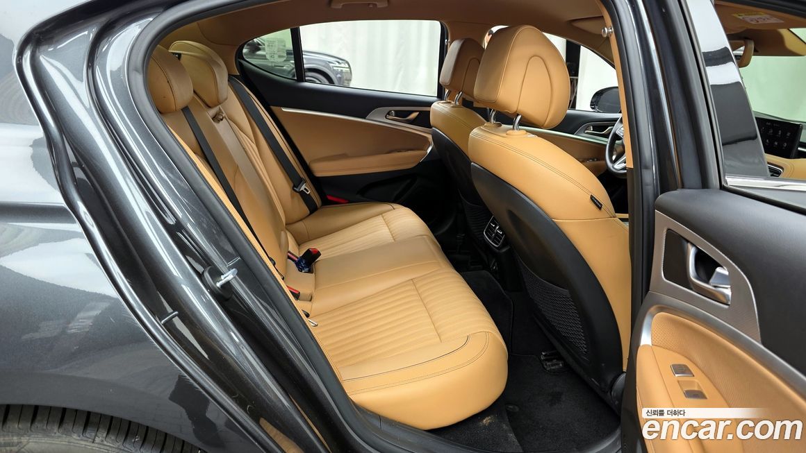 Genesis G70 2021