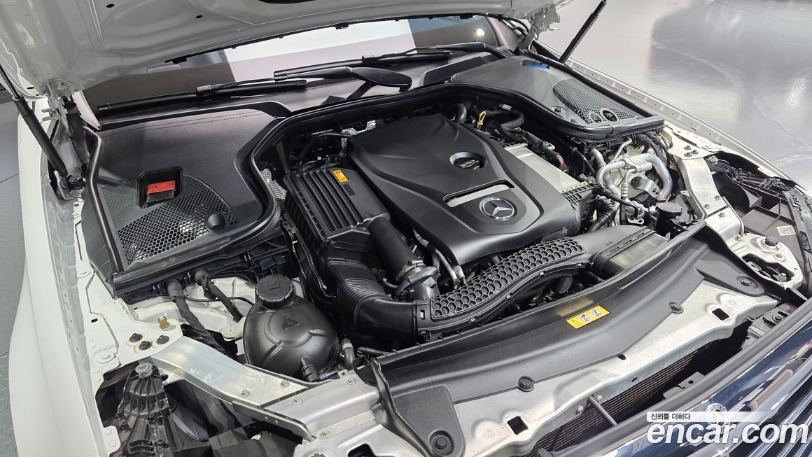 Mercedes-Benz E-Class 2018