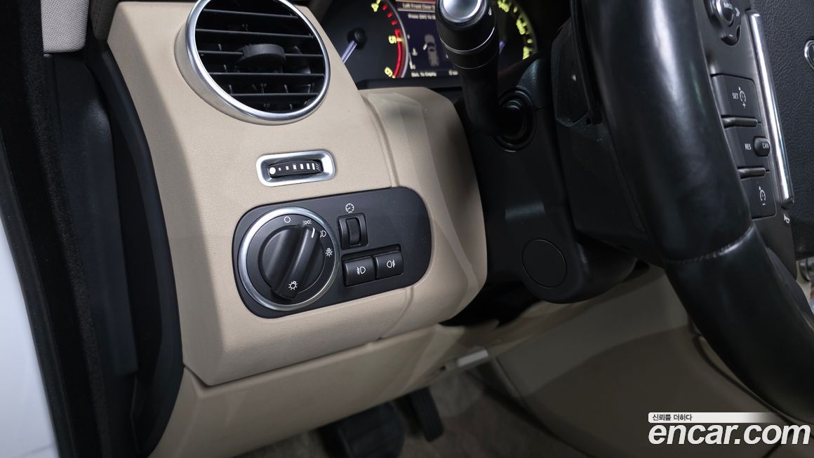Land Rover Discovery 2016