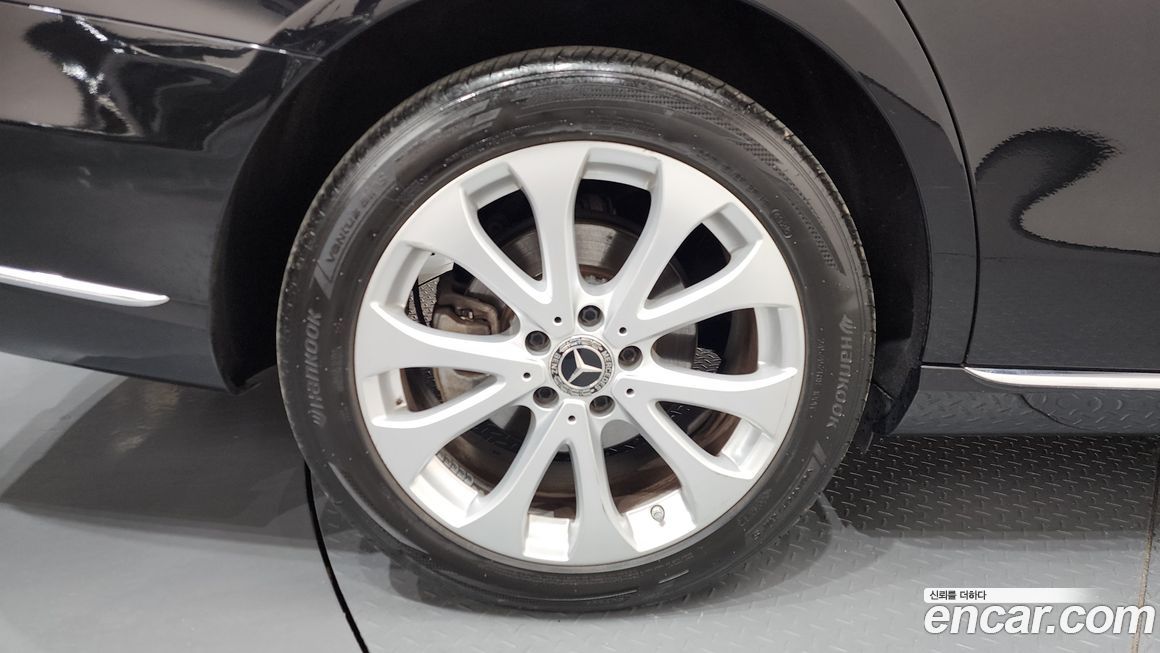 Mercedes-Benz E-Class 2019