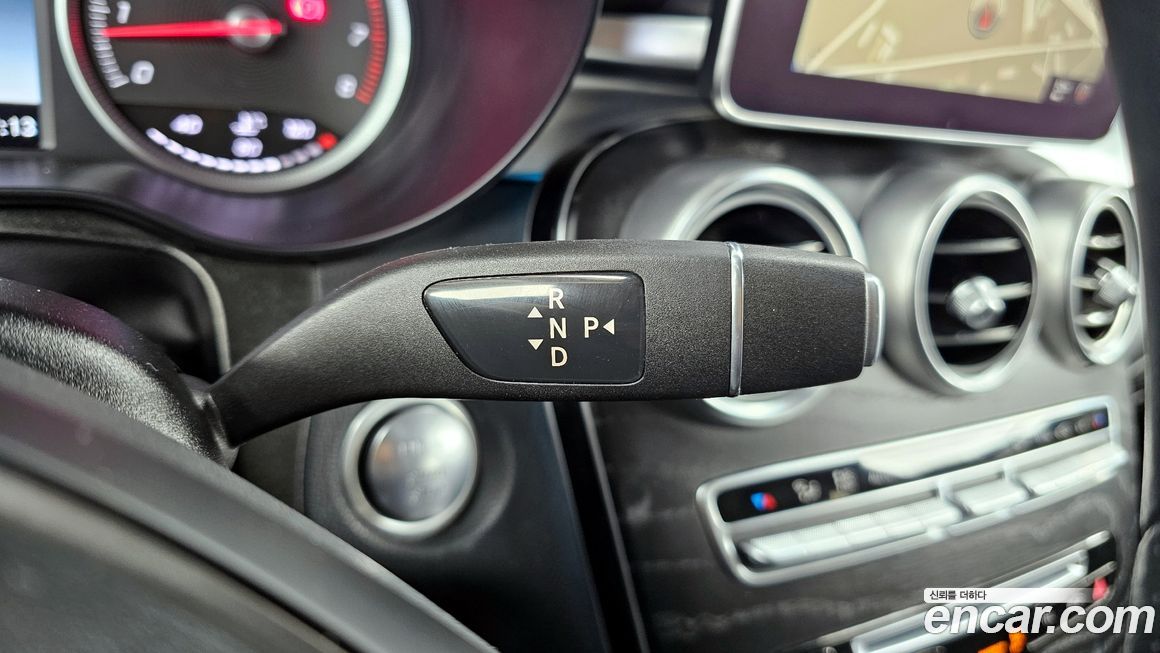 Mercedes-Benz GLC-Class 2019