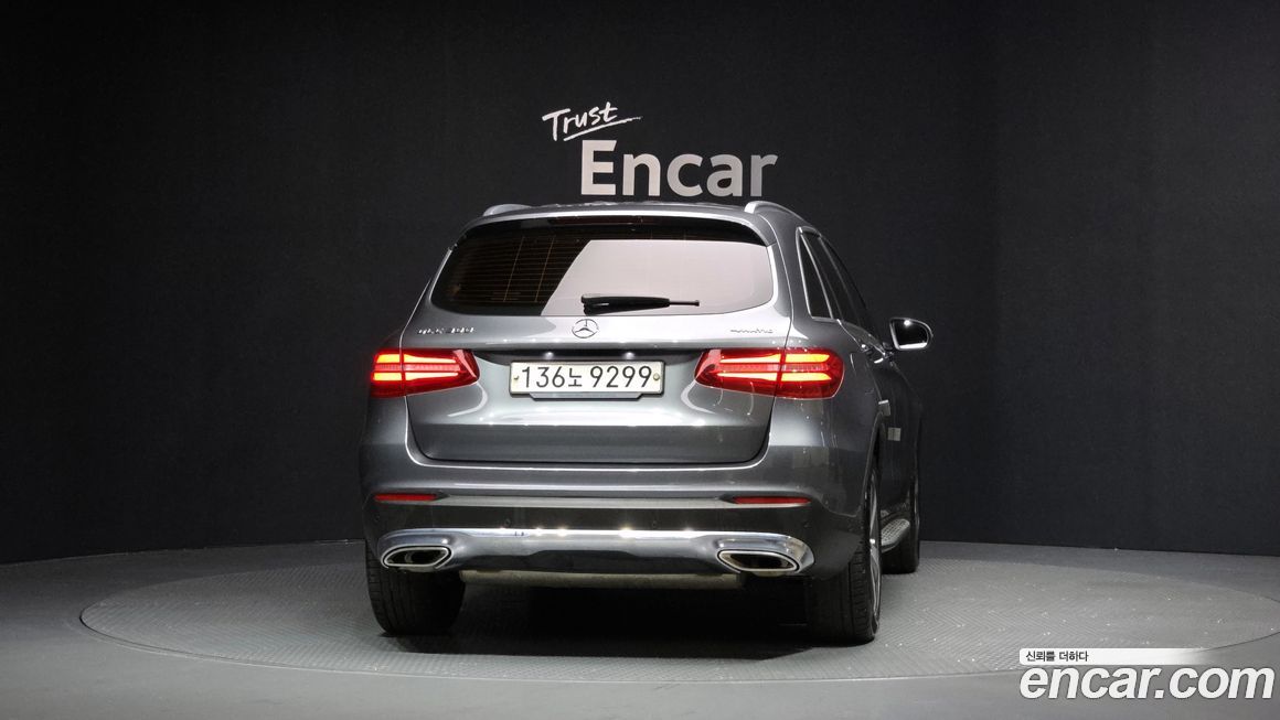 Mercedes-Benz GLC-Class 2019