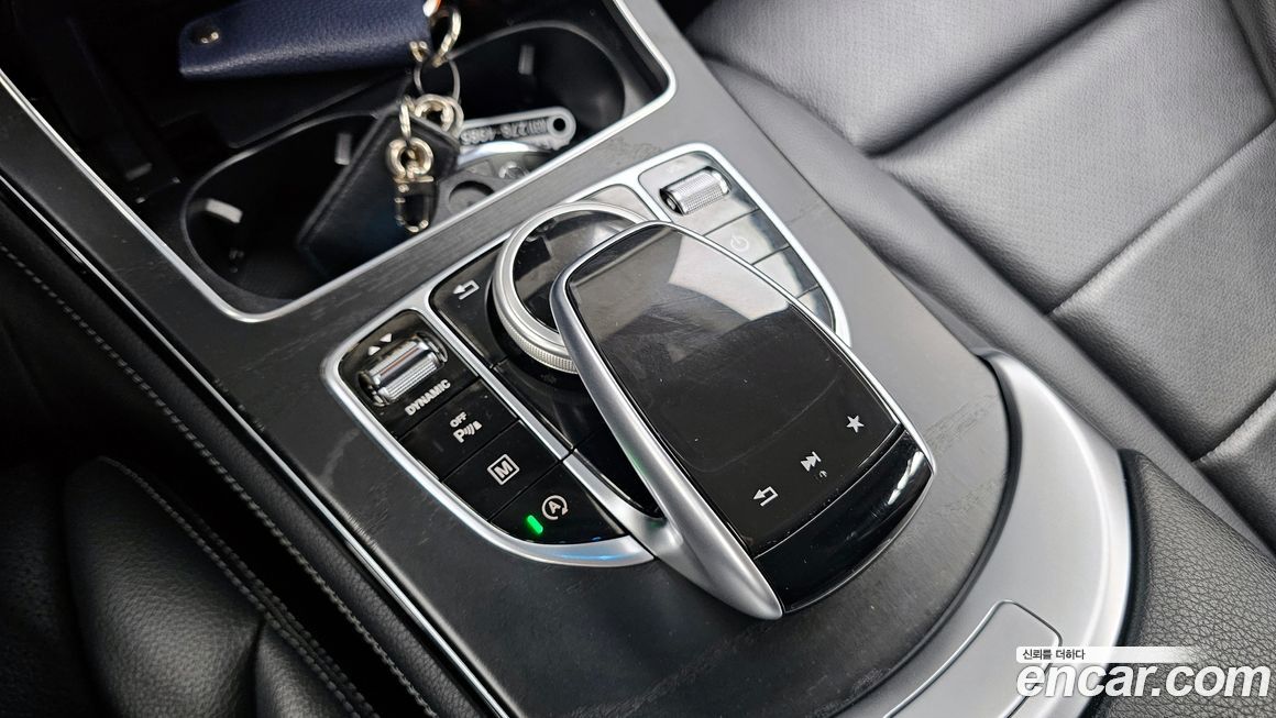 Mercedes-Benz GLC-Class 2019