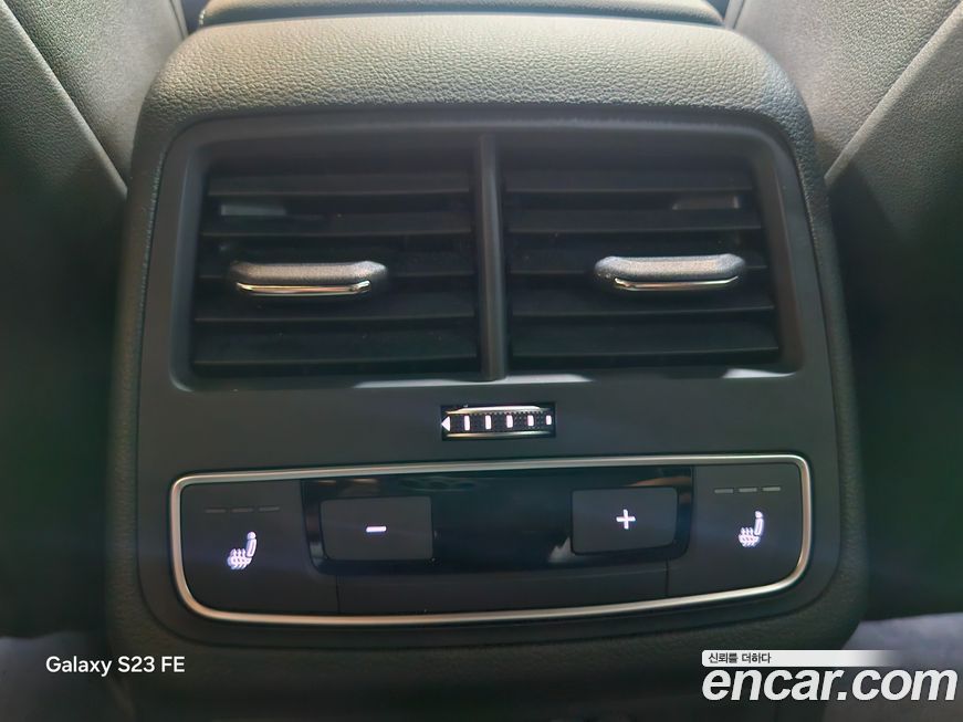 Audi A4 2023