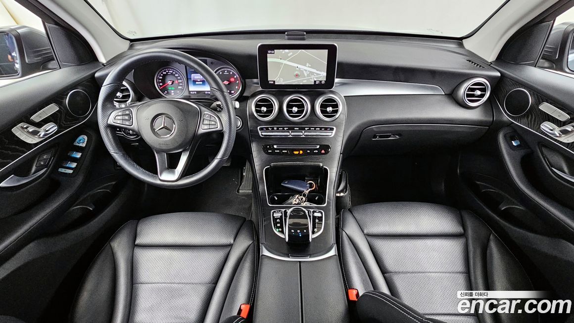 Mercedes-Benz GLC-Class 2019