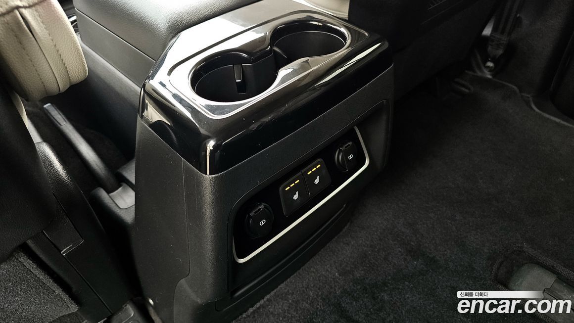 Hyundai Starex 2019