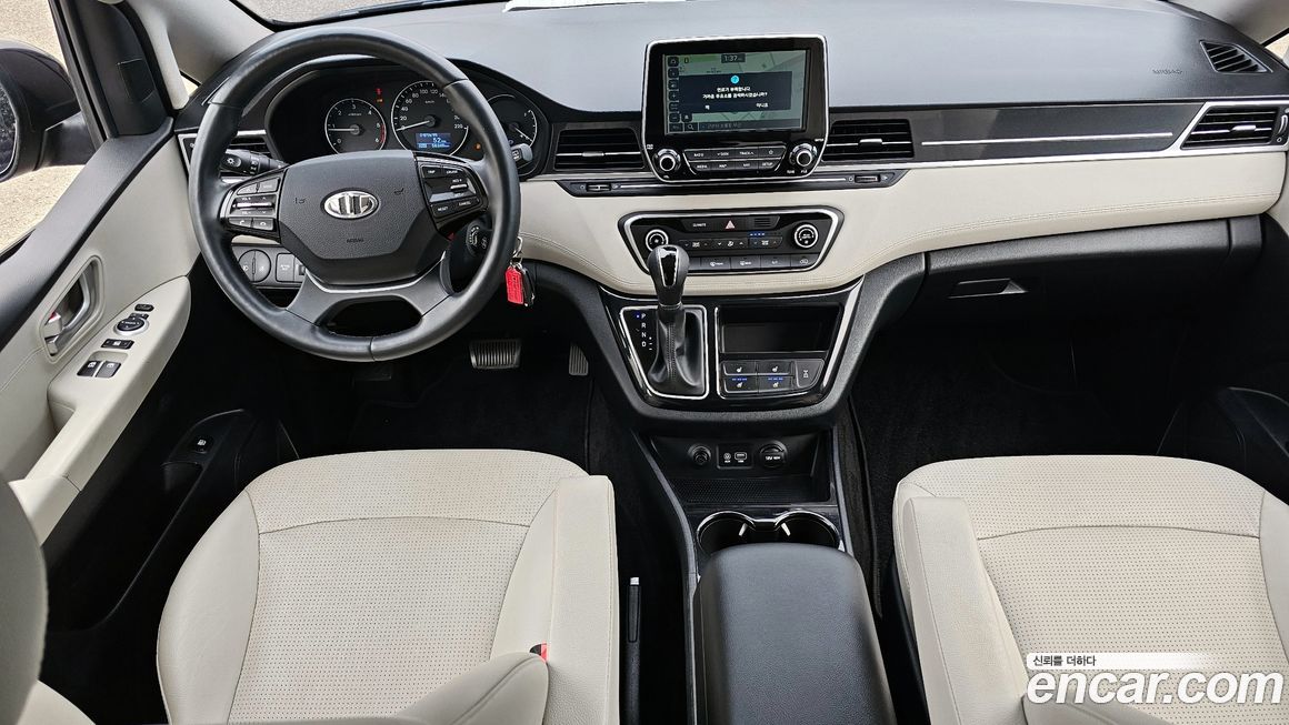 Hyundai Starex 2019