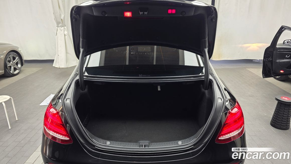 Mercedes-Benz E-Class 2019