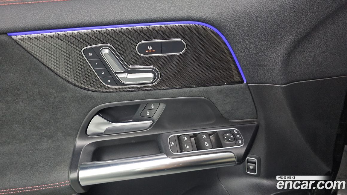 Mercedes-Benz GLA-Class 2020