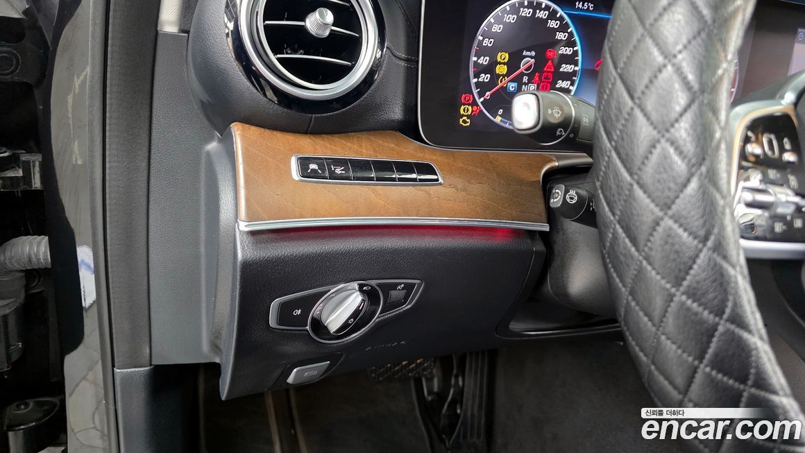 Mercedes-Benz E-Class 2019