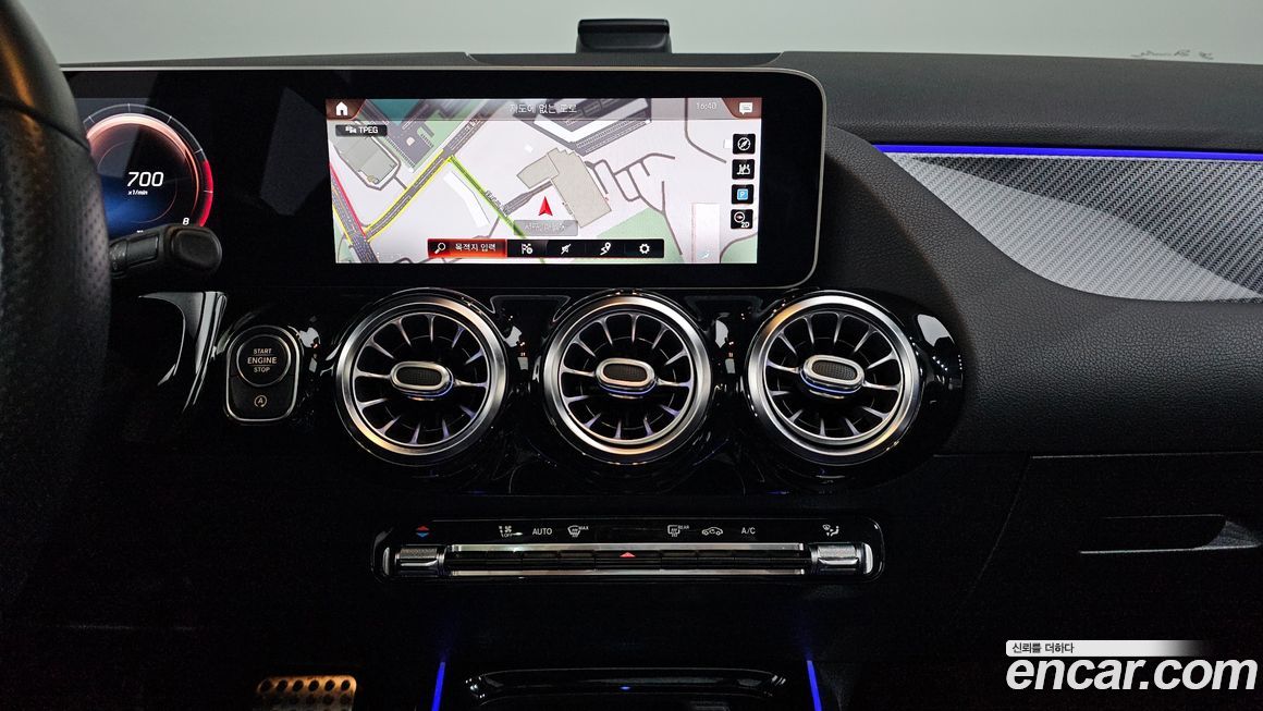Mercedes-Benz GLA-Class 2020