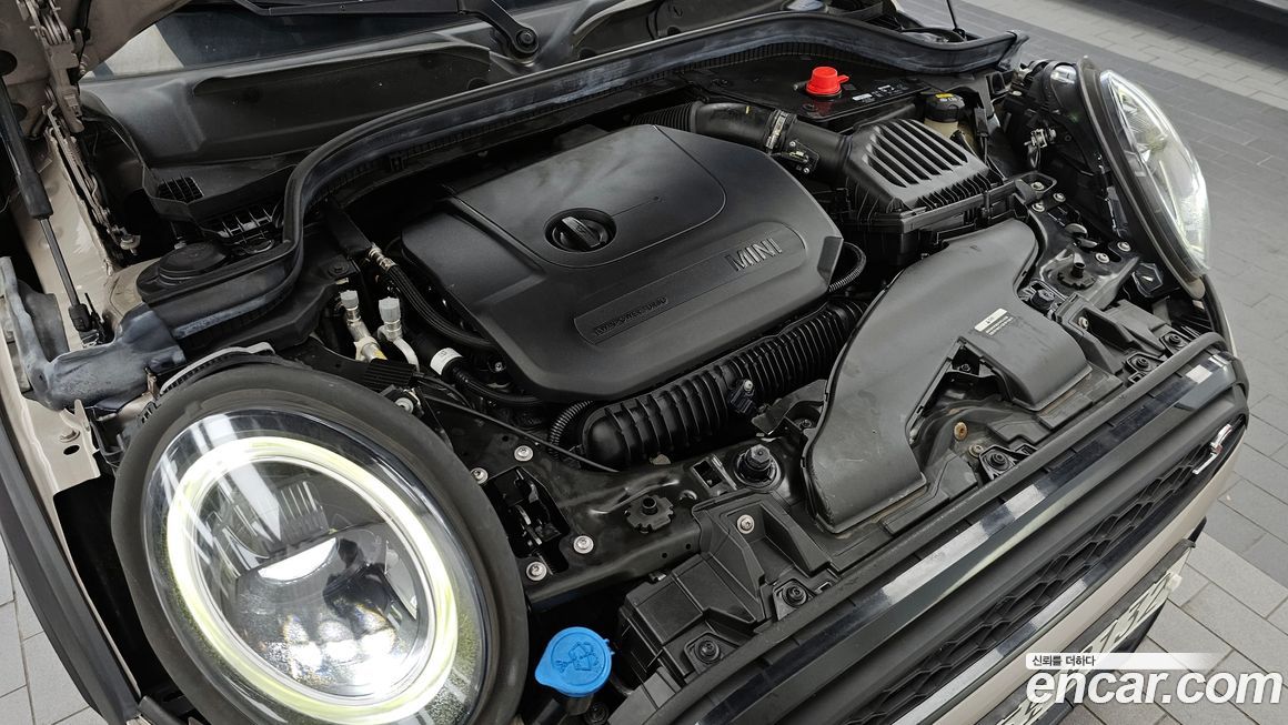 Mini Cooper Convertible 2022