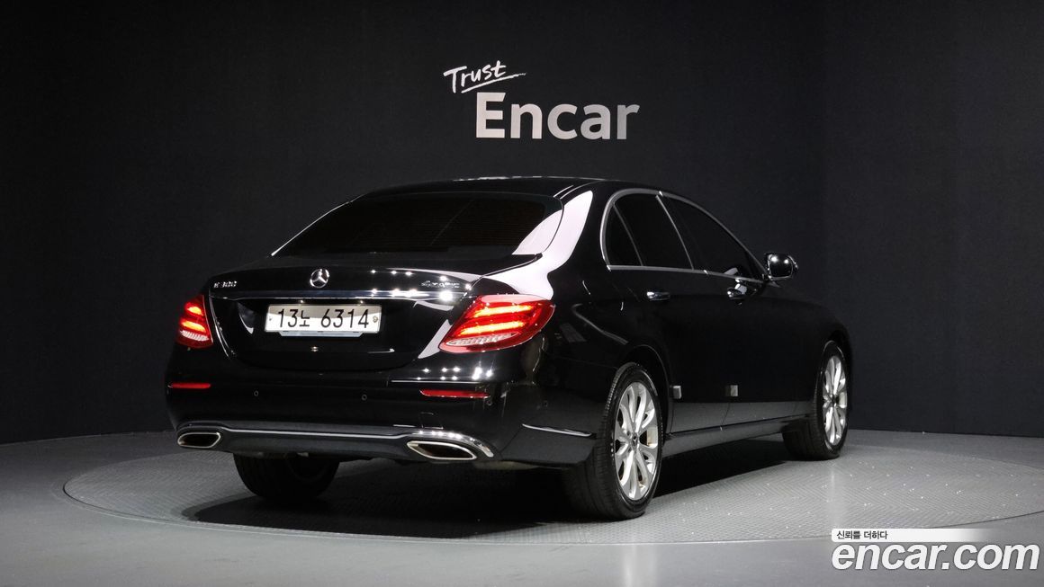 Mercedes-Benz E-Class 2019