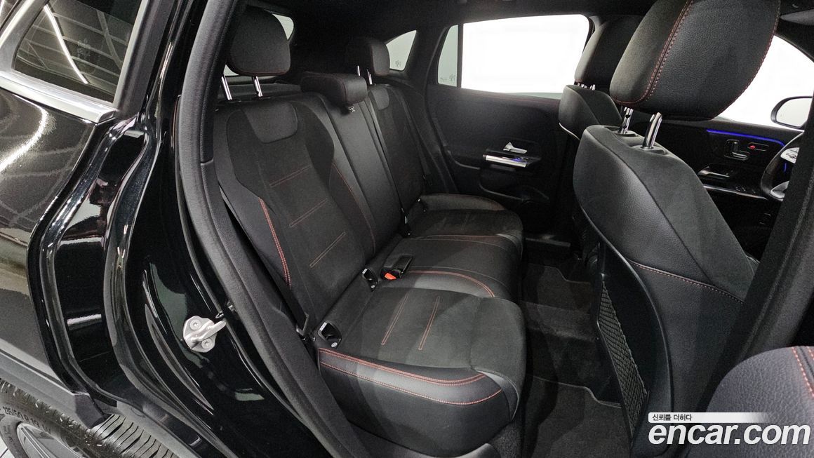 Mercedes-Benz GLA-Class 2020