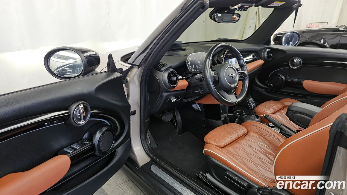 Mini Cooper Convertible 2022