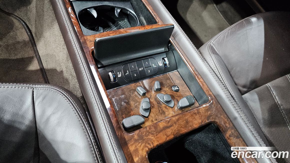 Bentley Flying Spur 2011