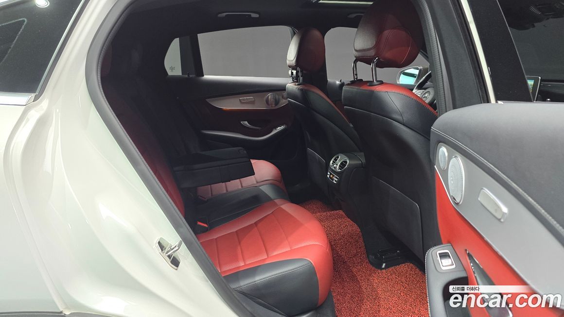 Mercedes-Benz GLC-Class 2019