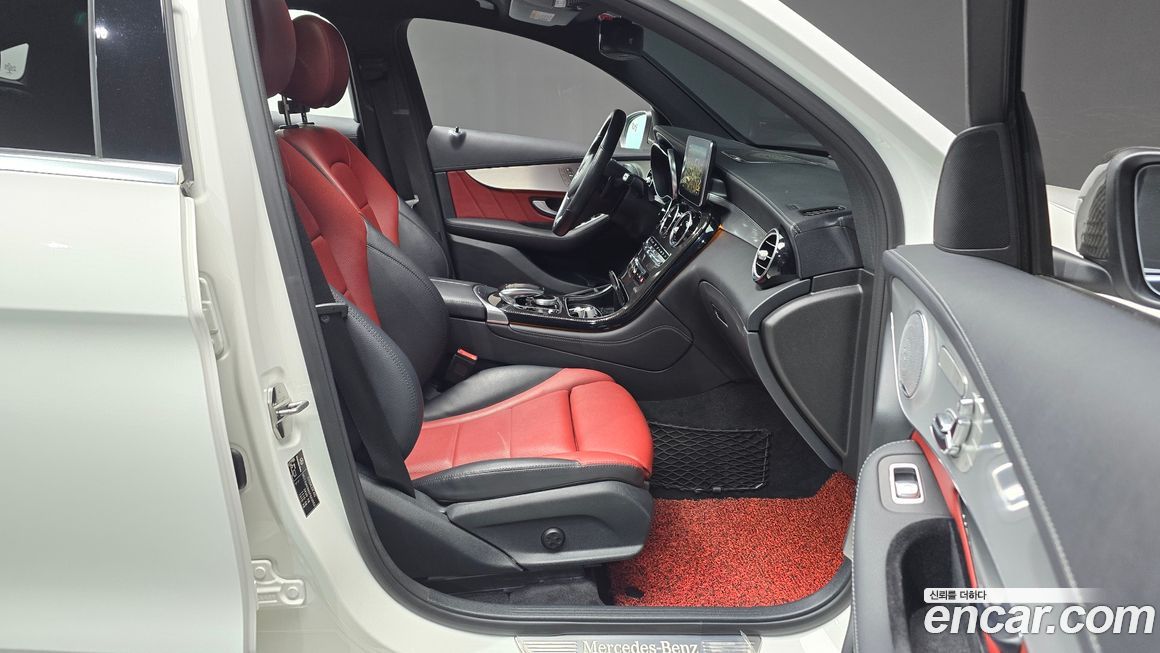 Mercedes-Benz GLC-Class 2019