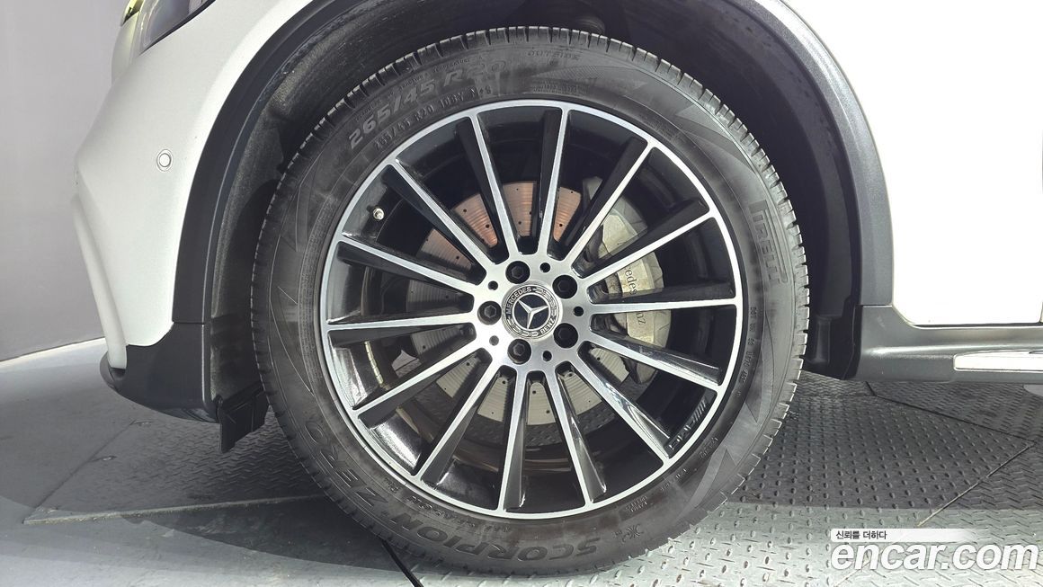 Mercedes-Benz GLC-Class 2019