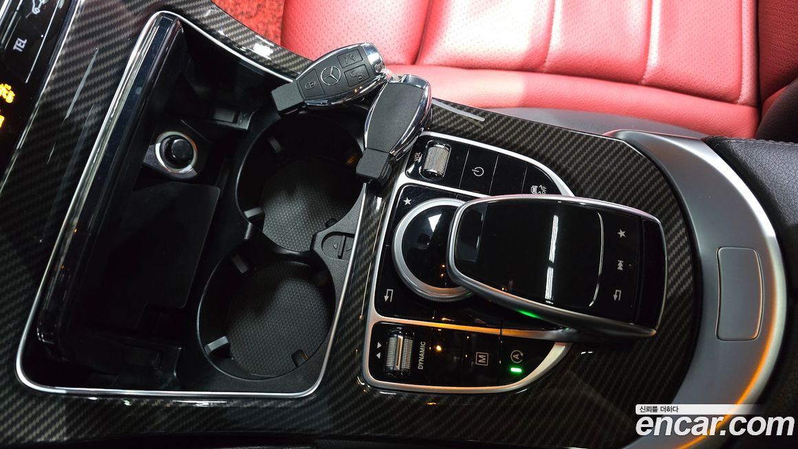 Mercedes-Benz GLC-Class 2019