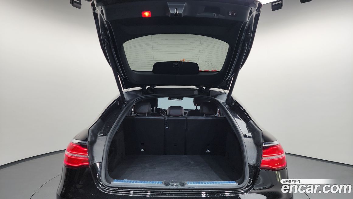 Mercedes-Benz GLC-Class 2019