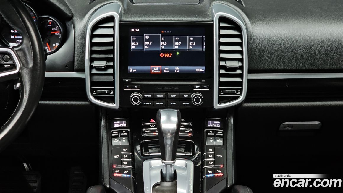 Porsche Cayenne 2017