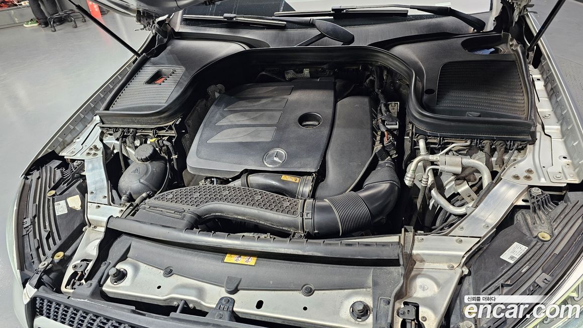 Mercedes-Benz GLC-Class 2020