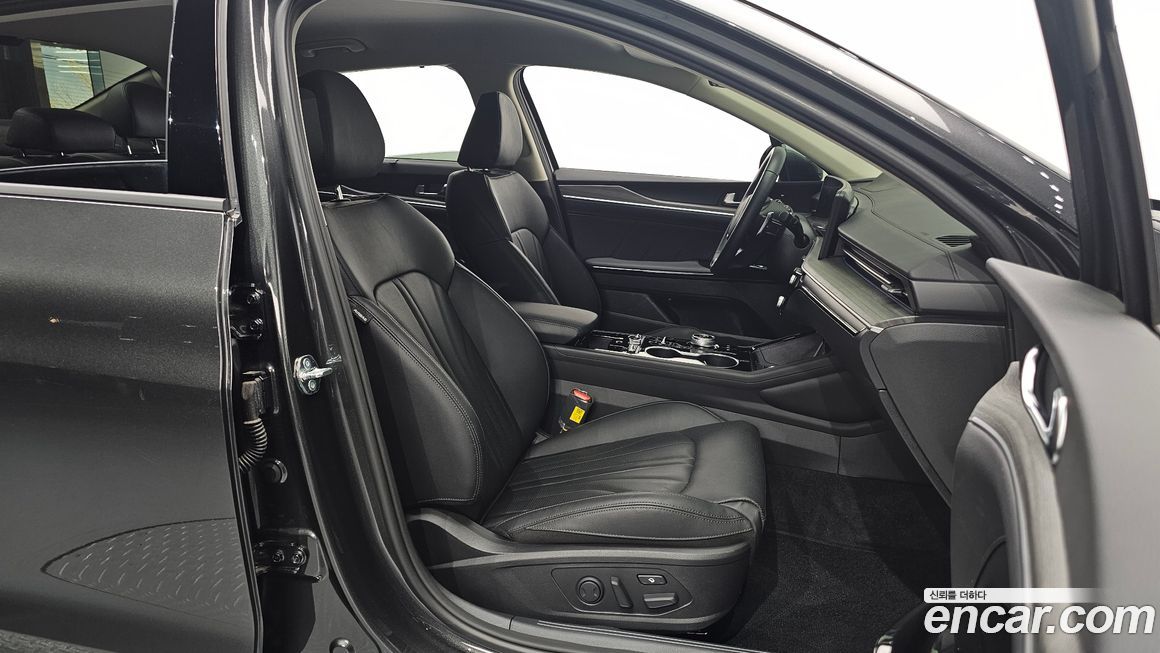 Kia K5 2025