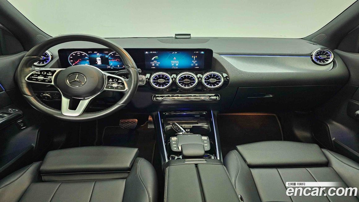 Mercedes-Benz GLA-Class 2021