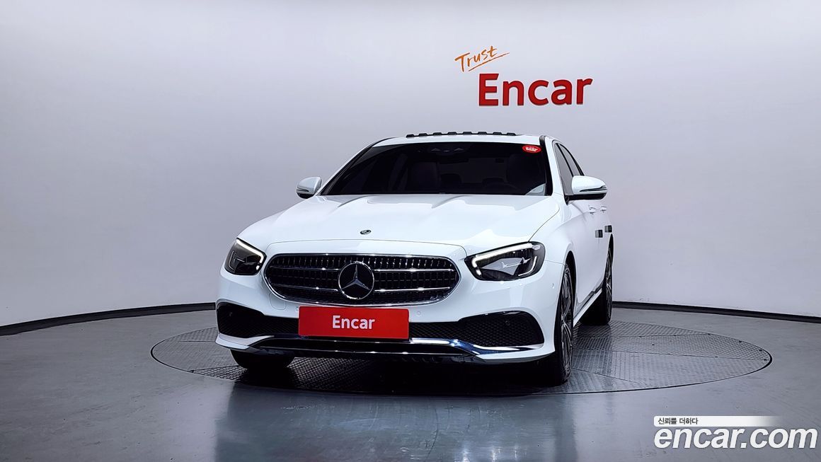 Mercedes-Benz E-Class 2021