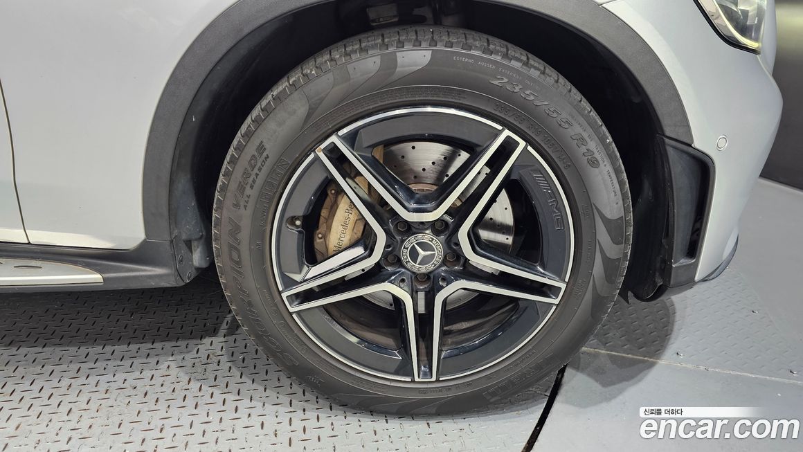 Mercedes-Benz GLC-Class 2020