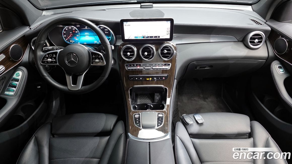 Mercedes-Benz GLC-Class 2020