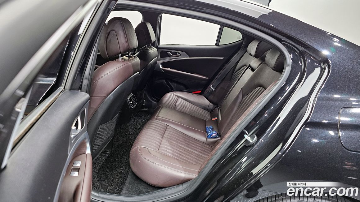 Genesis G70 2021