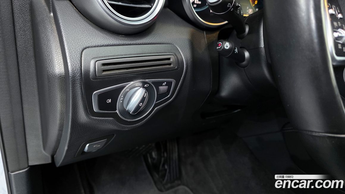 Mercedes-Benz GLC-Class 2020