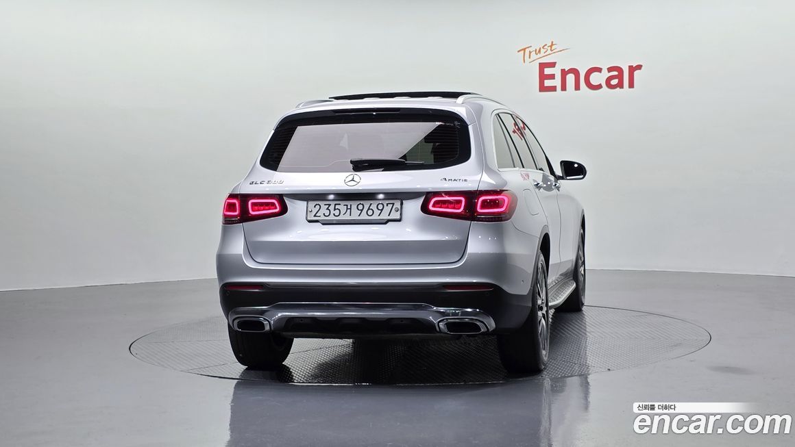 Mercedes-Benz GLC-Class 2020