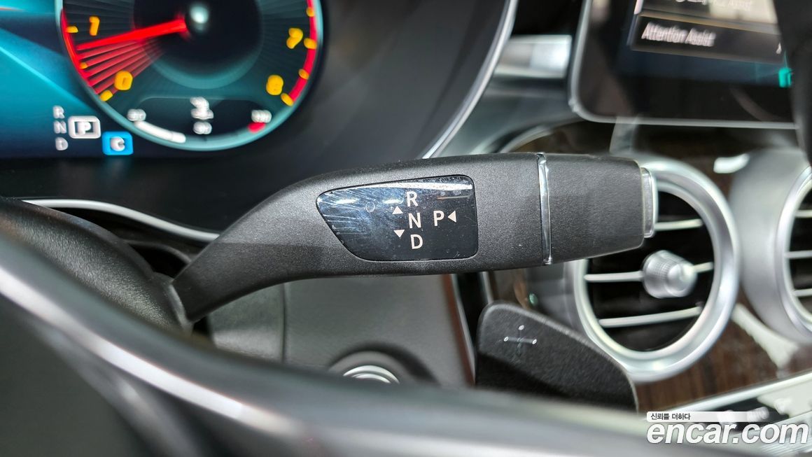 Mercedes-Benz GLC-Class 2020