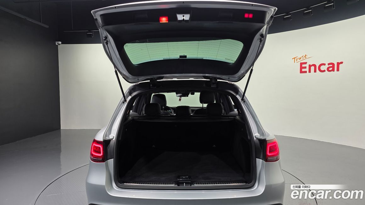 Mercedes-Benz GLC-Class 2020