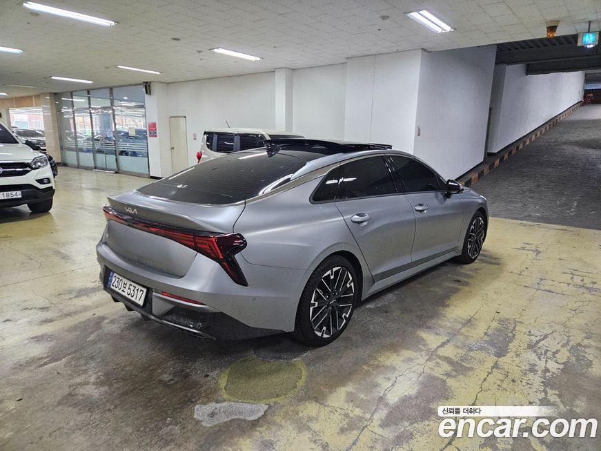 Kia K5 2025
